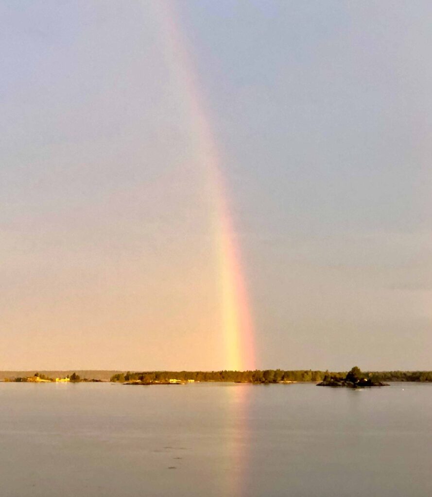 Rainbow Hugh 9.22